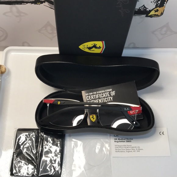 Ray-Ban RB8416M SCUDERIA FERRARI COLLECTION - Picture 10 of 12